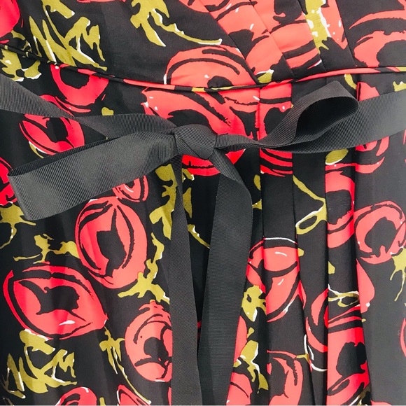 Rickie Freeman Silk Floral Short Dress Size 6 - Picture 4 of 10